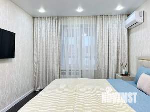 1-к квартира, посуточно, 50м2, 8/10 этаж