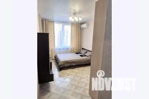 1-к квартира, посуточно, 35м2, 12/25 этаж