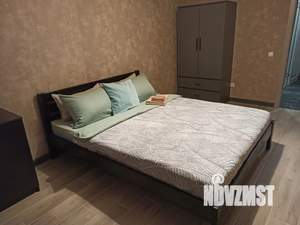 1-к квартира, посуточно, 42м2, 1/23 этаж