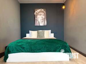 1-к квартира, посуточно, 42м2, 8/32 этаж