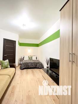 1-к квартира, посуточно, 41м2, 3/6 этаж