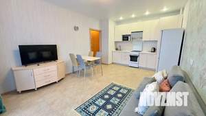 1-к квартира, посуточно, 42м2, 8/25 этаж