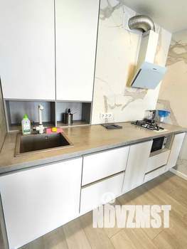 1-к квартира, посуточно, 40м2, 19/28 этаж