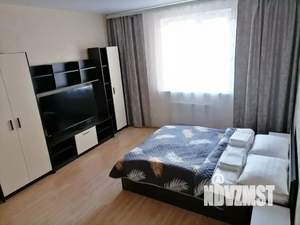 1-к квартира, посуточно, 43м2, 1/1 этаж