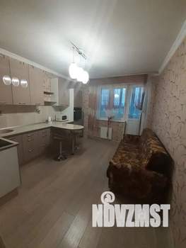 1-к квартира, посуточно, 56м2, 5/17 этаж