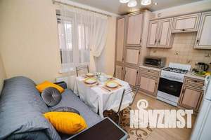 2-к квартира, посуточно, 70м2, 3/15 этаж