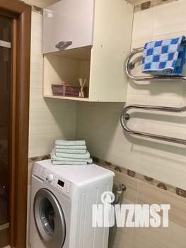 Студия квартира, посуточно, 37м2, 3/4 этаж