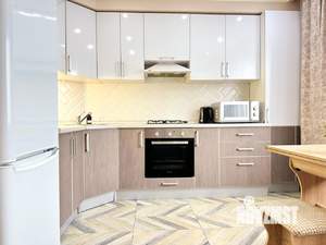 1-к квартира, посуточно, 50м2, 1/1 этаж