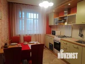 1-к квартира, посуточно, 60м2, 1/1 этаж