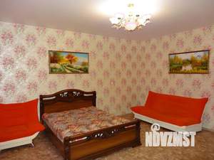 Студия квартира, посуточно, 40м2, 2/4 этаж