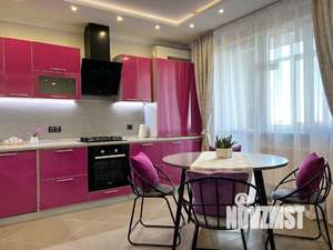 1-к квартира, посуточно, 55м2, 1/1 этаж