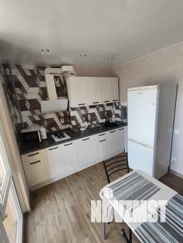 1-к квартира, посуточно, 37м2, 13/30 этаж