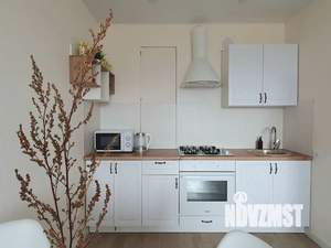 1-к квартира, посуточно, 42м2, 13/30 этаж