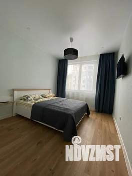 1-к квартира, посуточно, 42м2, 6/18 этаж