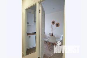 1-к квартира, посуточно, 42м2, 13/25 этаж