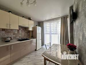 1-к квартира, посуточно, 42м2, 1/1 этаж