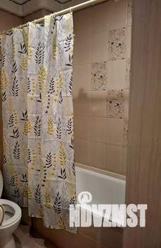 Студия квартира, посуточно, 32м2, 2/15 этаж