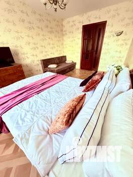 1-к квартира, посуточно, 50м2, 1/11 этаж