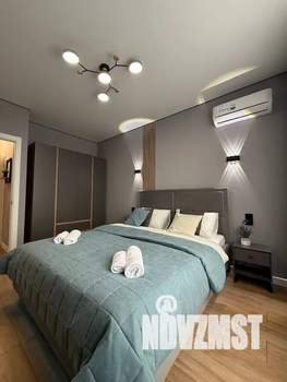 1-к квартира, посуточно, 37м2, 11/25 этаж