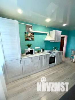 1-к квартира, посуточно, 52м2, 4/10 этаж