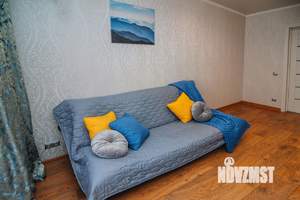 2-к квартира, посуточно, 70м2, 1/1 этаж