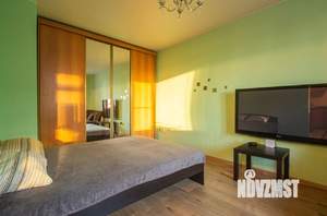 1-к квартира, посуточно, 40м2, 2/10 этаж