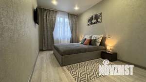 1-к квартира, посуточно, 42м2, 17/25 этаж