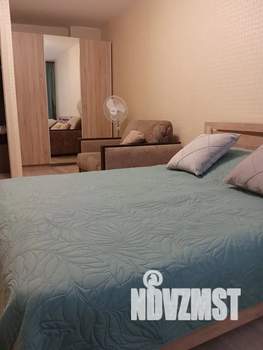 1-к квартира, посуточно, 34м2, 1/10 этаж