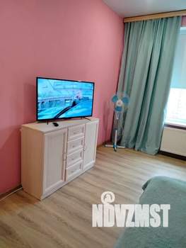 1-к квартира, посуточно, 40м2, 9/20 этаж