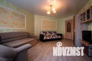2-к квартира, посуточно, 70м2, 8/15 этаж