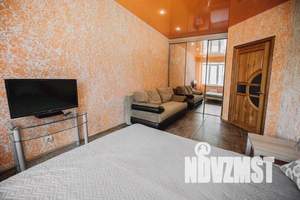 1-к квартира, посуточно, 44м2, 2/6 этаж