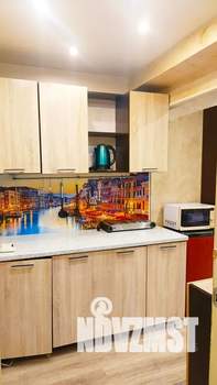 Студия квартира, посуточно, 18м2, 1/5 этаж