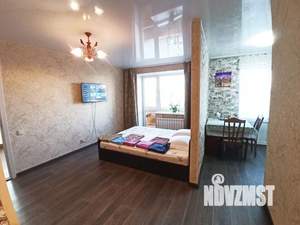 2-к квартира, посуточно, 45м2, 1/1 этаж