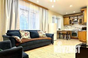 2-к квартира, посуточно, 65м2, 1/11 этаж