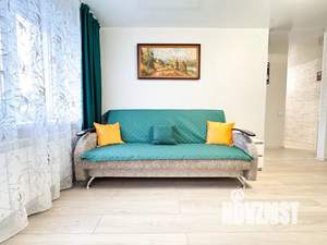 3-к квартира, посуточно, 65м2, 4/5 этаж