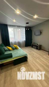 1-к квартира, посуточно, 43м2, 1/1 этаж