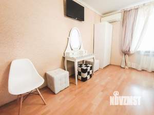 3-к квартира, посуточно, 82м2, 1/1 этаж