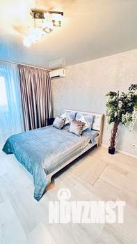 1-к квартира, посуточно, 50м2, 3/15 этаж