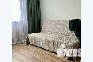 1-к квартира, посуточно, 37м2, 9/16 этаж