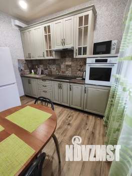 1-к квартира, посуточно, 48м2, 3/17 этаж