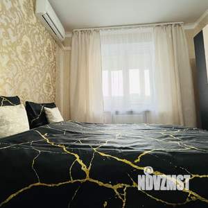 1-к квартира, посуточно, 42м2, 8/10 этаж