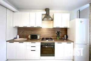 1-к квартира, посуточно, 40м2, 20/25 этаж