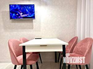 1-к квартира, посуточно, 40м2, 18/25 этаж