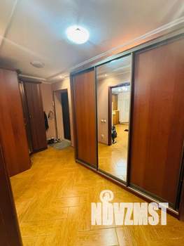 1-к квартира, посуточно, 52м2, 4/10 этаж