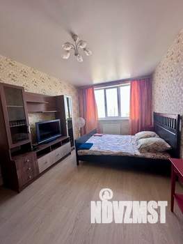 1-к квартира, посуточно, 40м2, 18/25 этаж