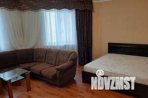 2-к квартира, посуточно, 74м2, 4/17 этаж