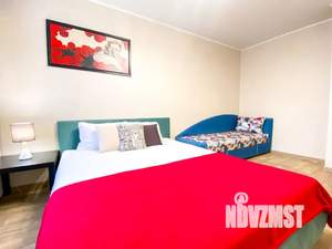 1-к квартира, посуточно, 45м2, 8/12 этаж