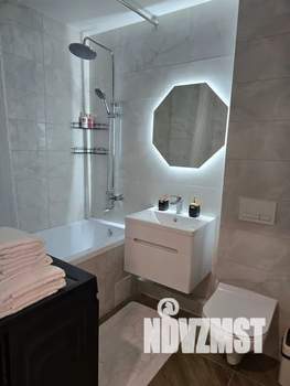 1-к квартира, посуточно, 35м2, 16/32 этаж