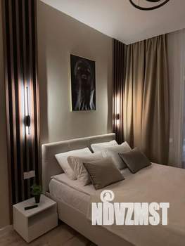 1-к квартира, посуточно, 44м2, 20/21 этаж