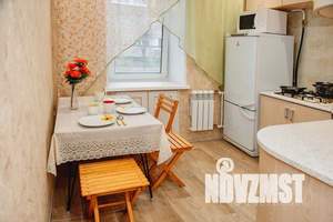 1-к квартира, посуточно, 40м2, 1/5 этаж